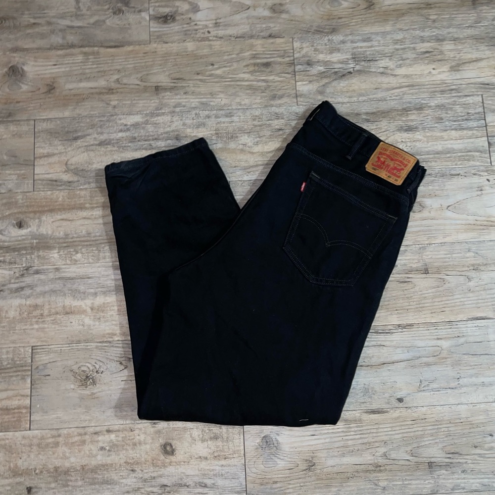 Vintage 560s Levi’s Black straight jeans